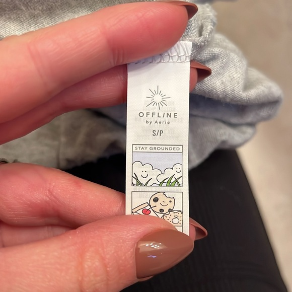 OFFLINE Aerie Cropped Gray Long-Sleeve Shirt - Picture 2 of 2